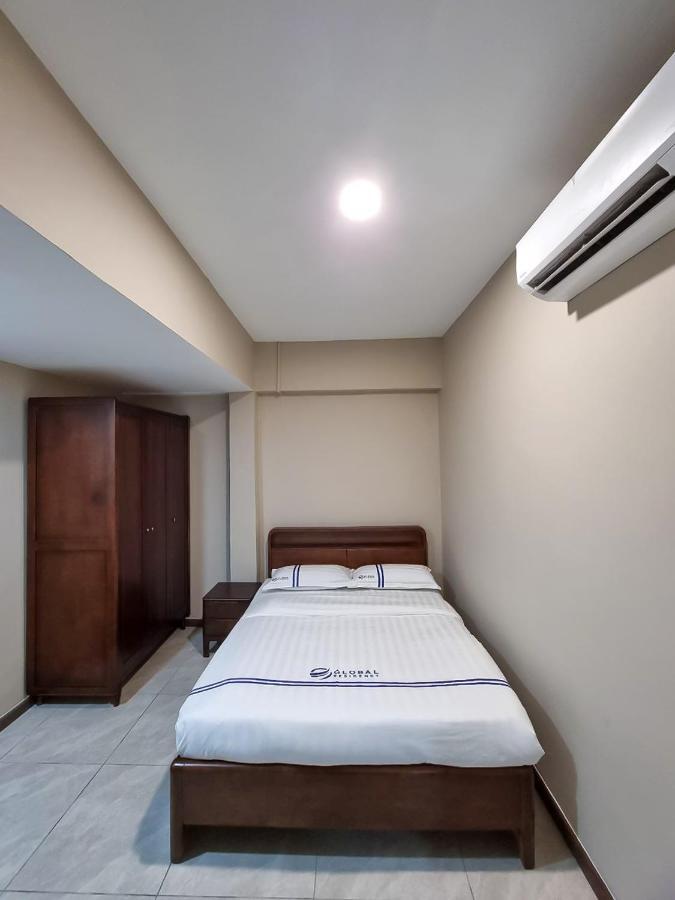 Global Residency Hotel Kota Kinabalu Exterior photo